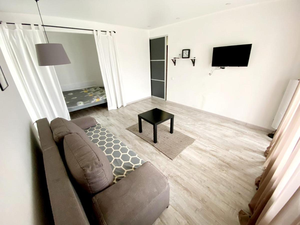 Apartment стильная в светлых тонах