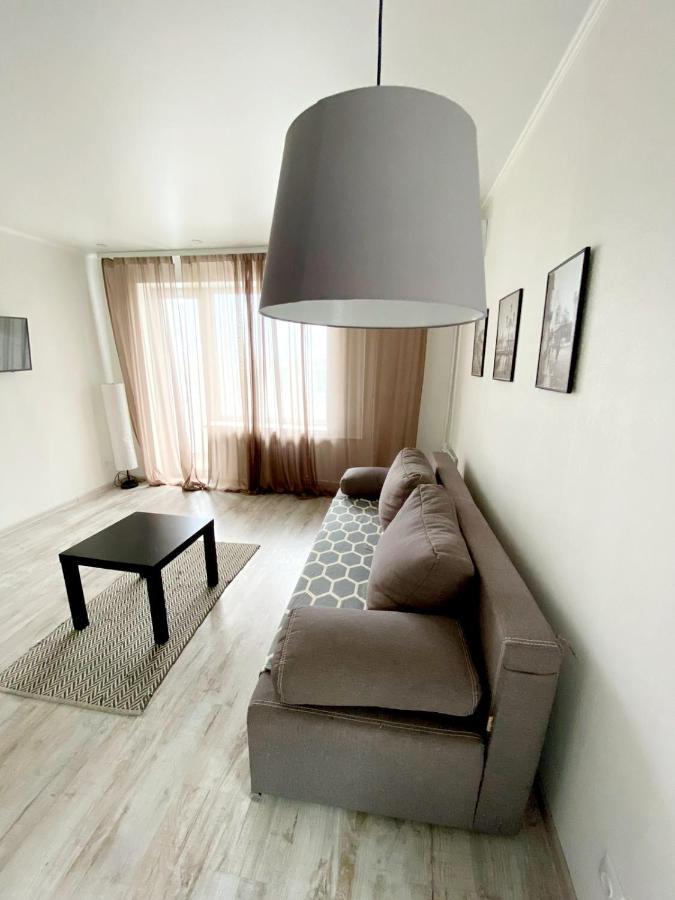стильная в светлых тонах Apartment Dnipro